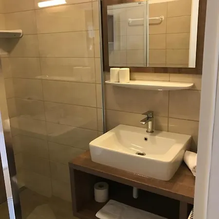 בית הארחה Harsfa Szallo 4*