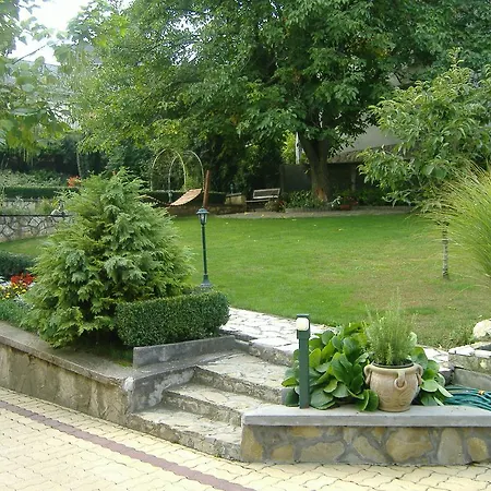 Vendégház Hársfa Szálló Tamási