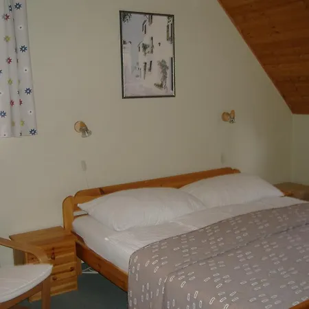 Pensiune Harsfa Szallo 4*